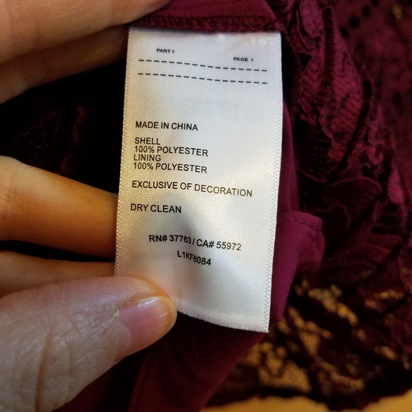 NEW Burgundy lace top w/ bell sleeves Stitch Fix - Picture 7 of 8